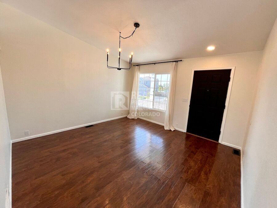 6734 Akerman Dr - Photo 2 of 20