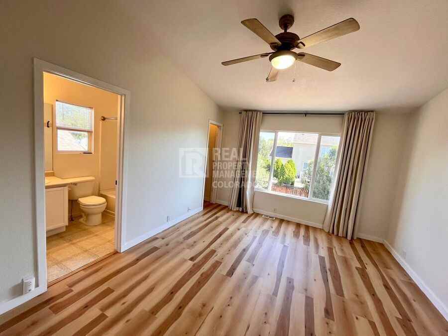6734 Akerman Dr - Photo 7 of 20