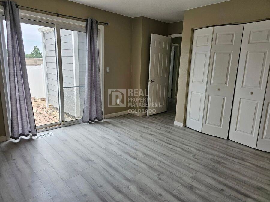 11915 Madison Pl - Photo 6 of 11