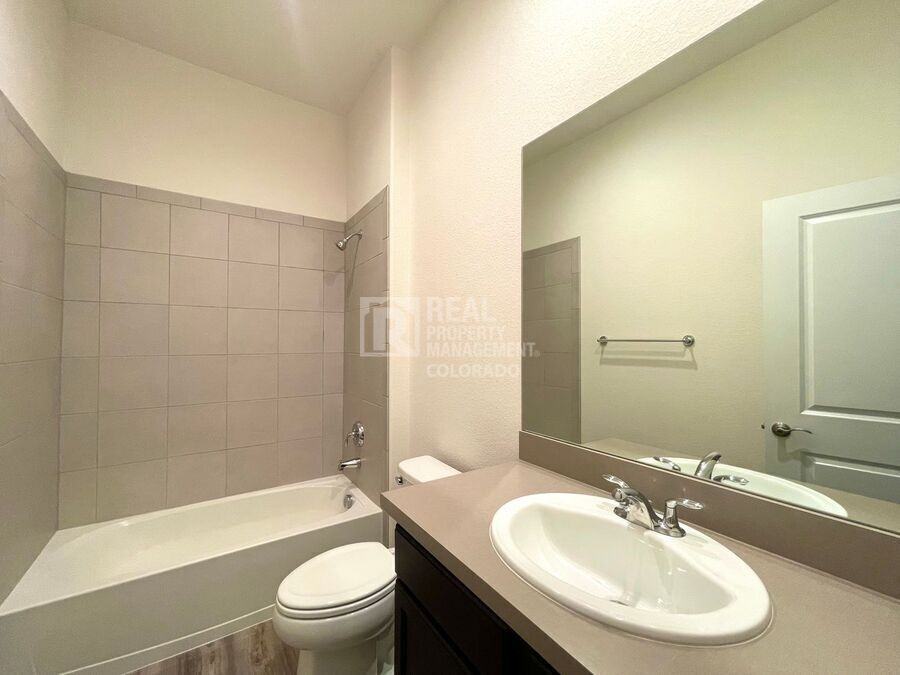 22345 E Bailey Pl - Photo 6 of 17