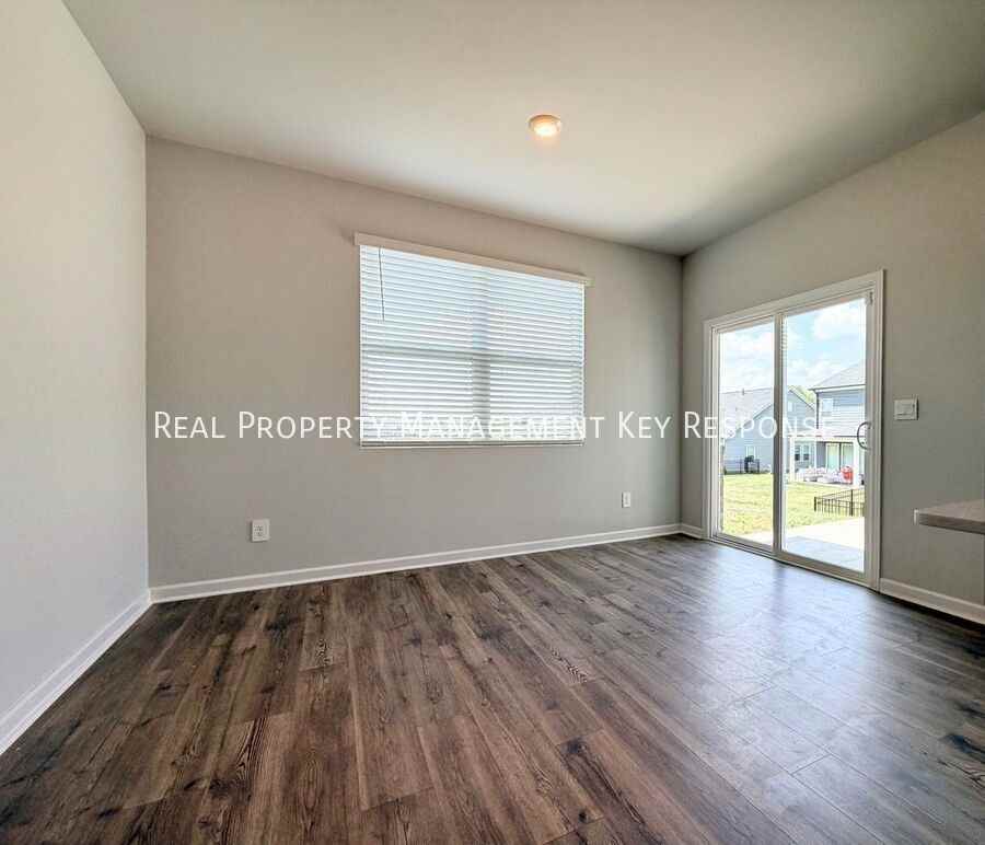 1004 Midpoint Ln - Photo 5 of 18