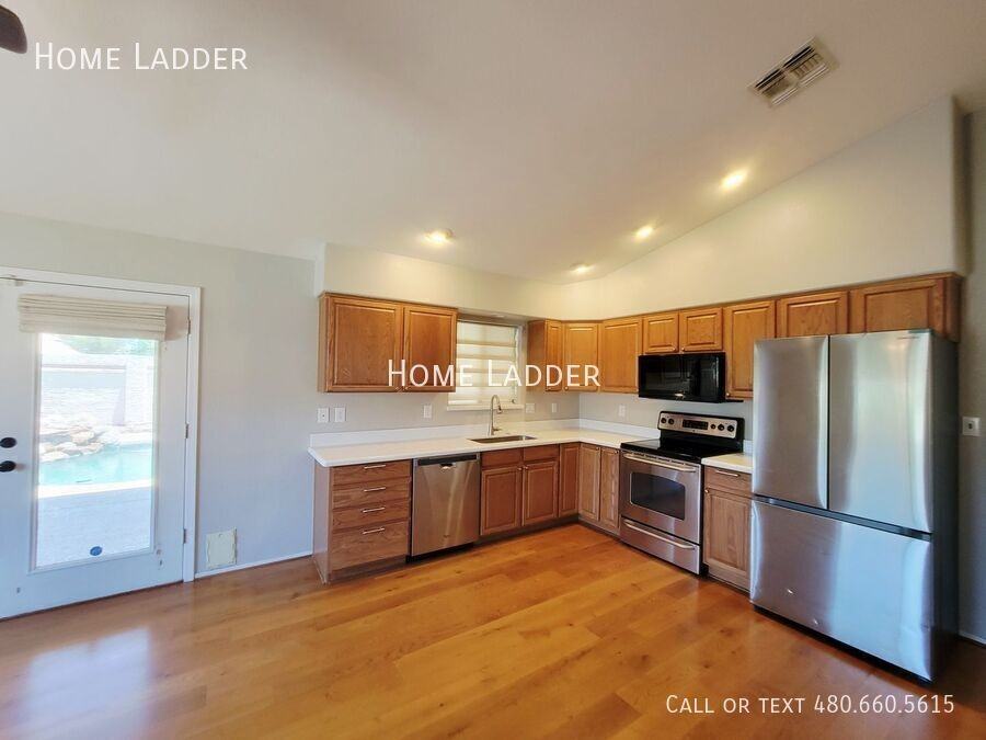 11520 W Citrus Grv - Photo 5 of 37