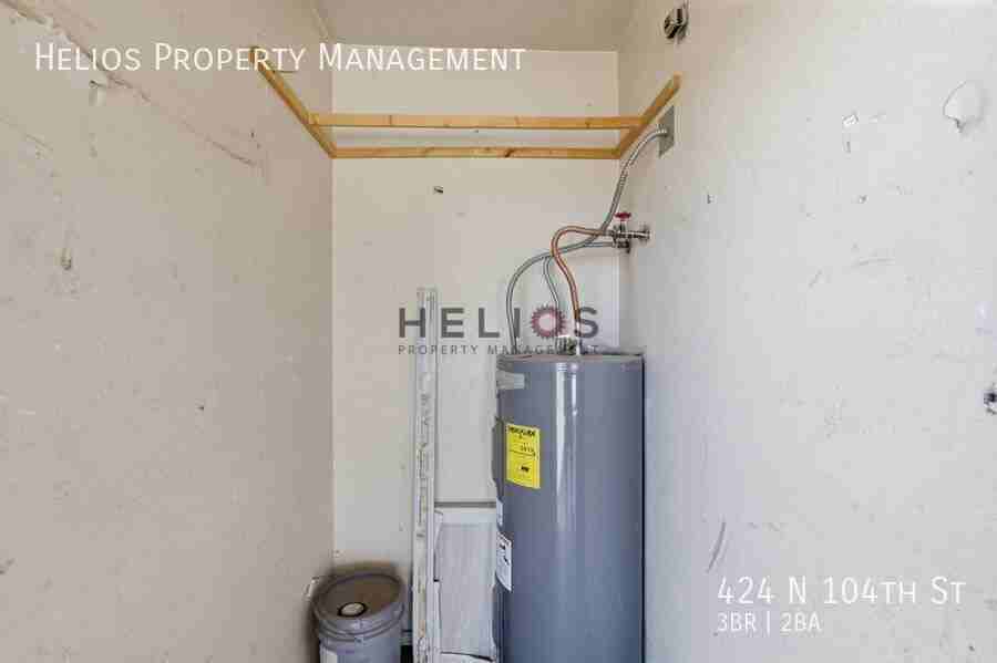 424 N 104th St - Photo 6 of 22