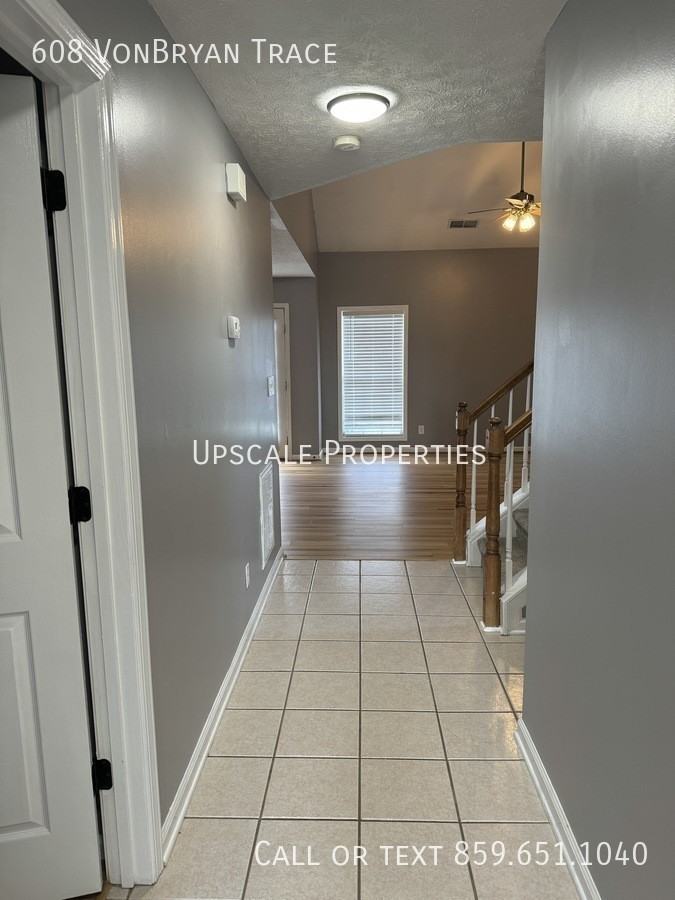 608 Vonbryan Trce - Photo 3 of 24