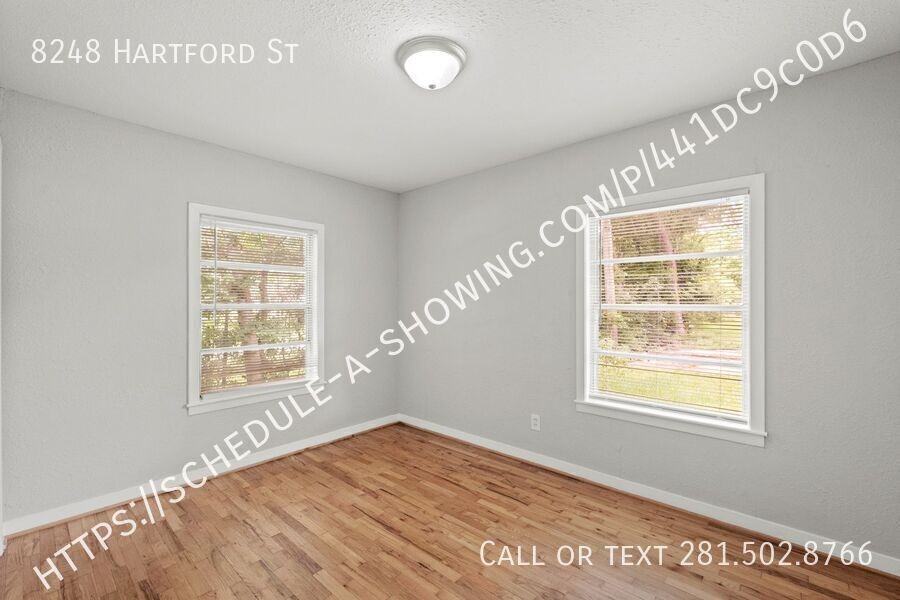 8248 Hartford St - Photo 6 of 10