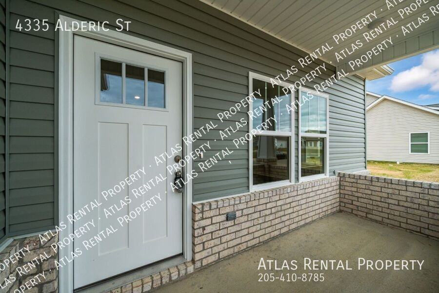 4335 Alderic St - Photo 5 of 22