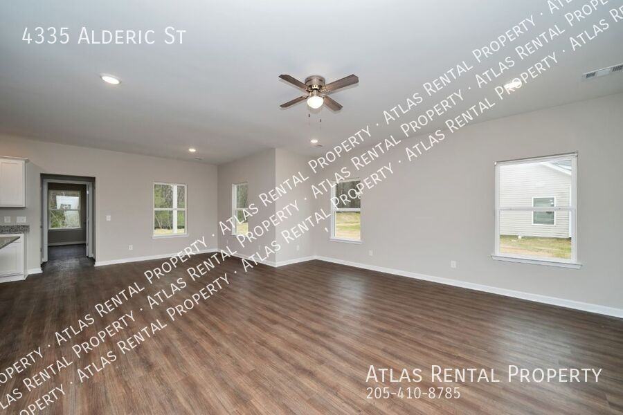 4335 Alderic St - Photo 7 of 22