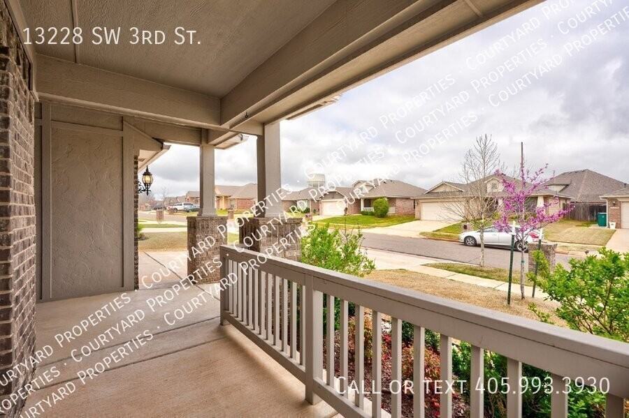 13228 Sw 3rd St - Photo 7 of 50