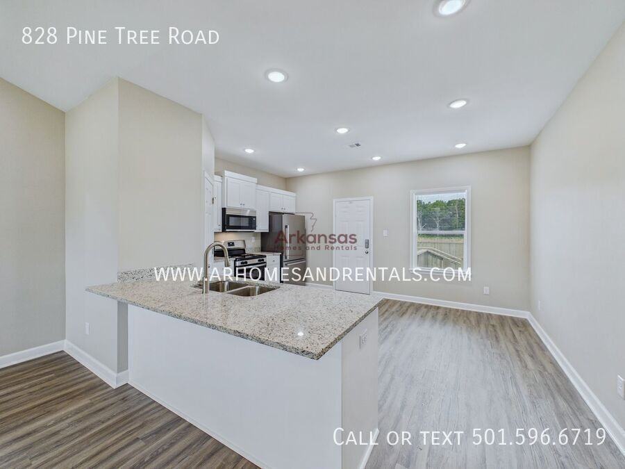 828 Pine Tree Rd - Photo 6 of 18