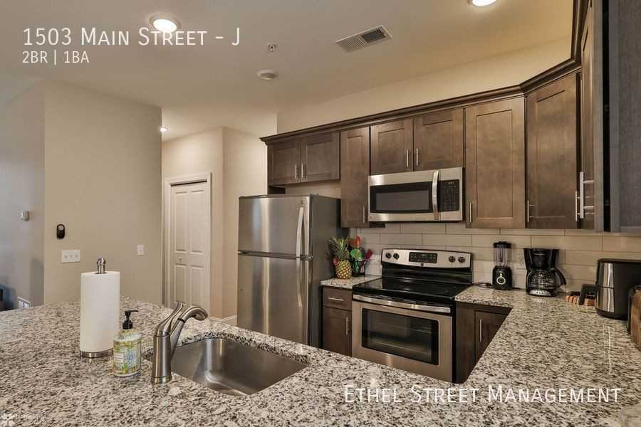 1503 Main St #J - Photo 2 of 26