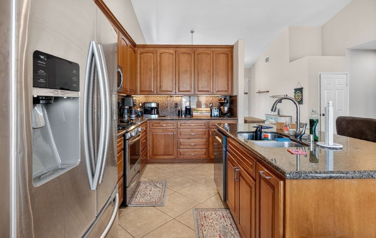 1528 Knoll Park Gln - Photo 4 of 39