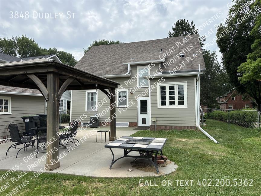 3848 Dudley St - Photo 4 of 39
