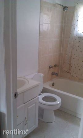 17 Somerville St - Photo 3 of 7