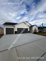 featured image of 1086 Woods Bog Ct