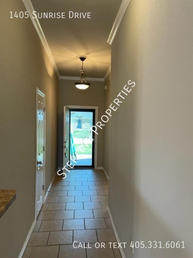 1405 Sunrise - Photo 2 of 31