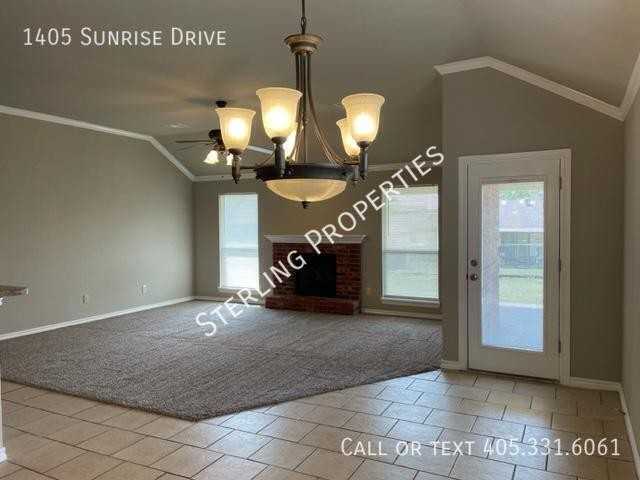 1405 Sunrise - Photo 4 of 31