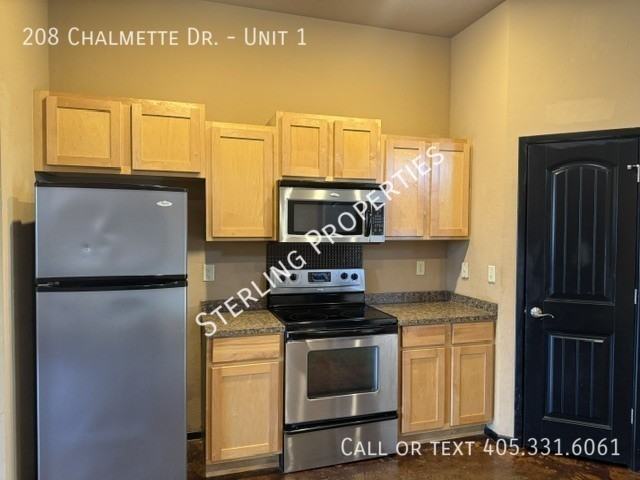 208 Chalmette Dr #1 - Photo 6 of 31