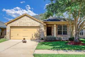 featured image of 1926 Lansing Cove Dr