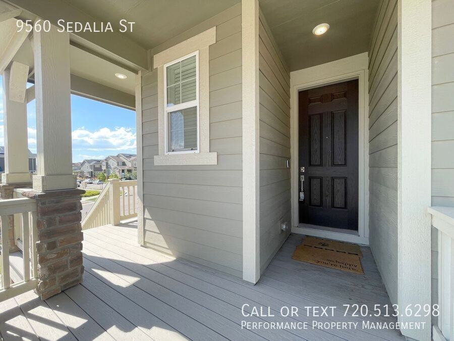9560 Sedalia St - Photo 3 of 24