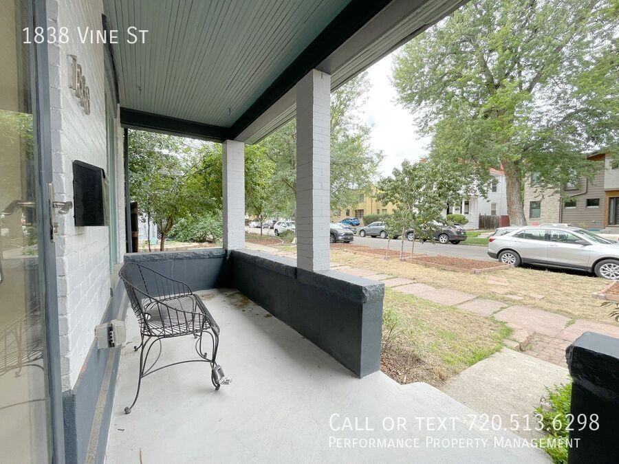 1838 Vine St - Photo 3 of 37