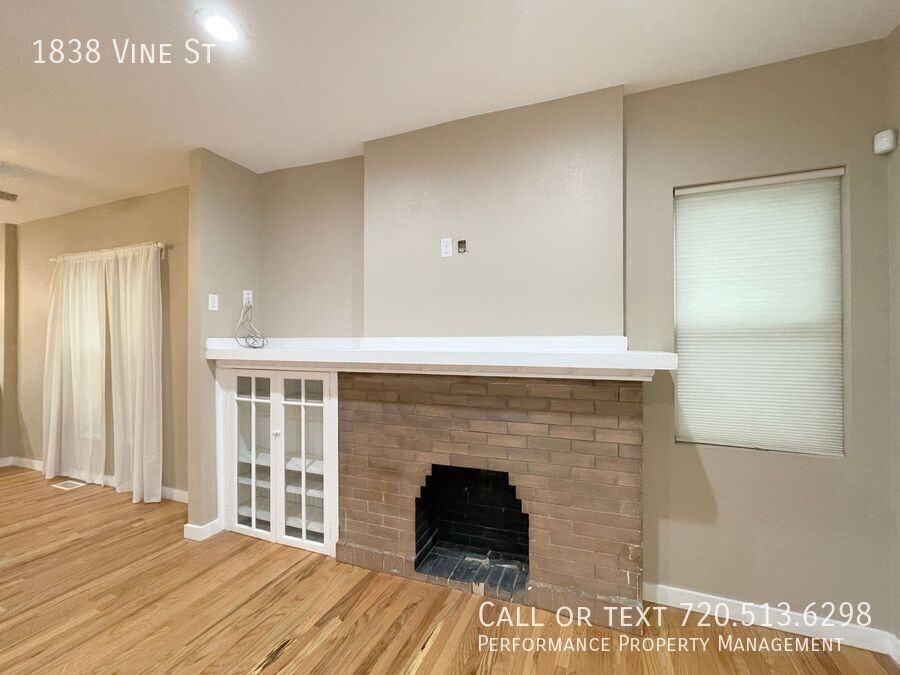 1838 Vine St - Photo 6 of 37