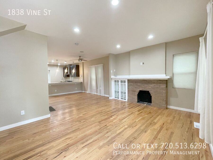 1838 Vine St - Photo 7 of 37