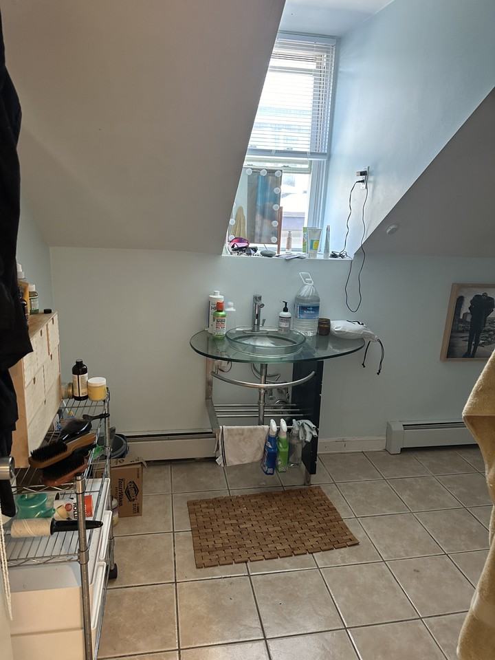 52 Vinton St #3 - Photo 3 of 18