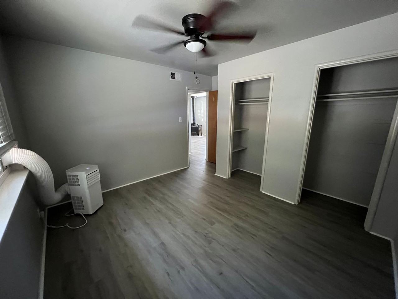 1001 Pardi Way - Photo 3 of 8