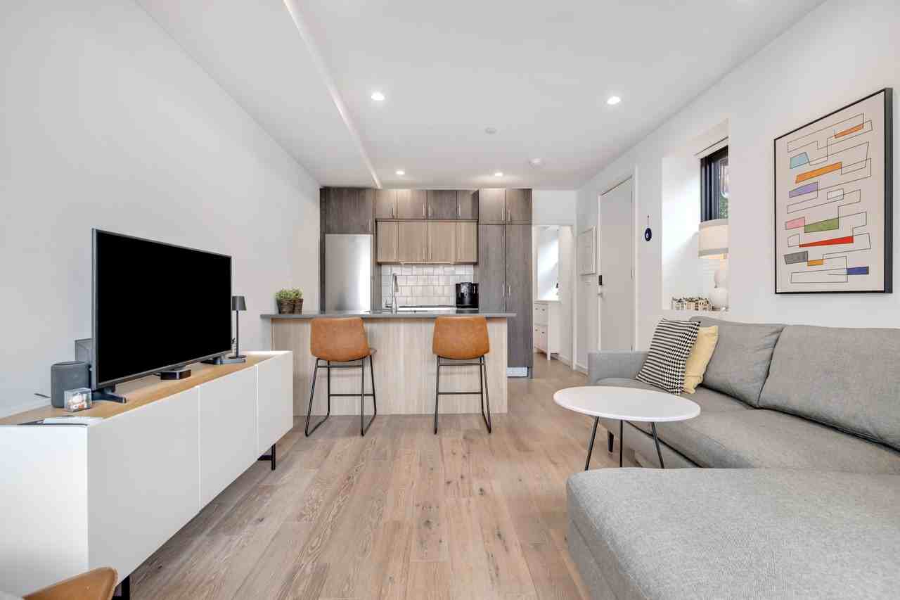 1412 15th St Nw #3 - Photo 5 of 17