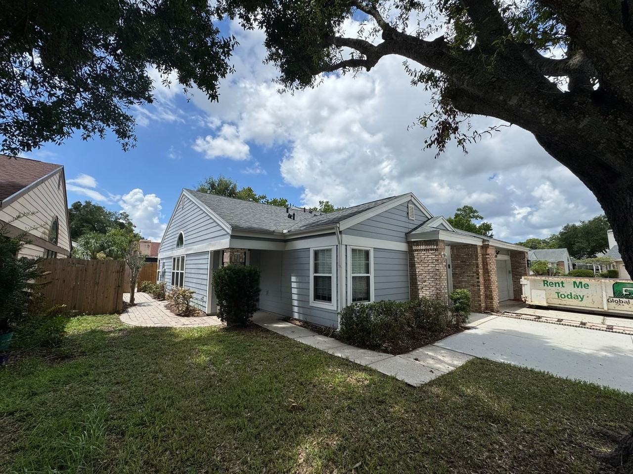 3117 Bridgeford Dr - Photo 2 of 23