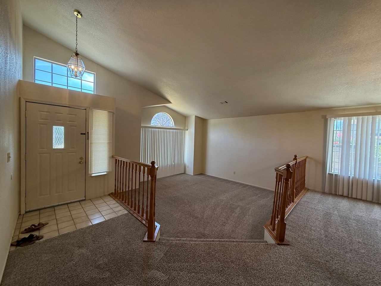 696 Harvard Ct - Photo 2 of 25