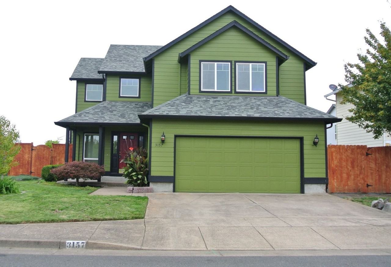 3157 29th Ct Se - Photo 2 of 22