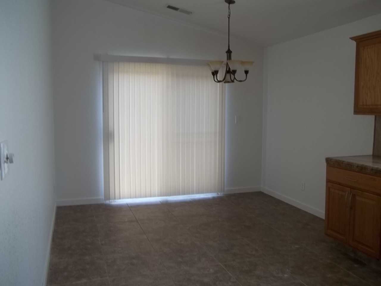 4436 N Wheeler Ave - Photo 3 of 12