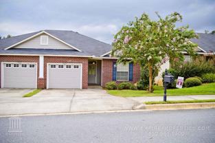 5600 Hampton Hill Cir - Photo 1 of 1
