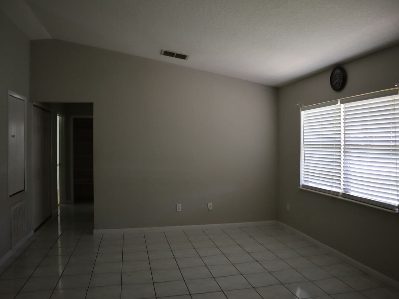 1582 Lavilla St - Photo 6 of 18