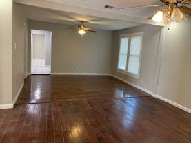 1007 W Clarendon Dr - Photo 1 of 1