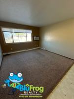 featured image of 909 12th Ave Ne