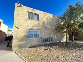 featured image of 3508 Lafayette Dr Ne