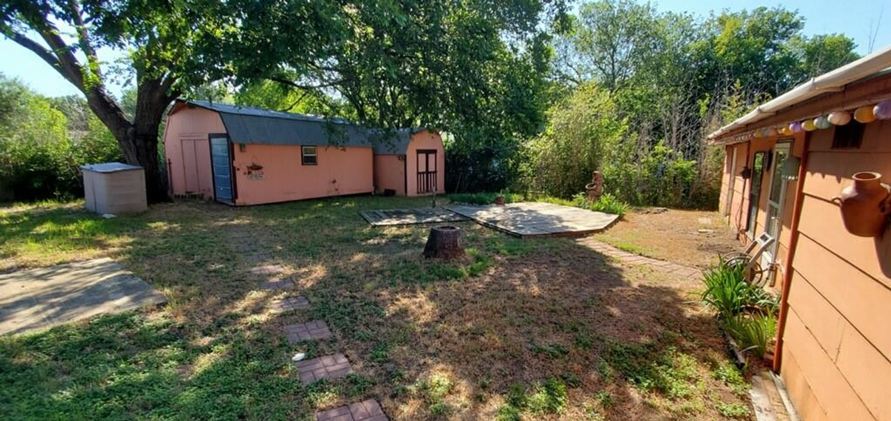 1806 Cherry Orchard Dr - Photo 5 of 5