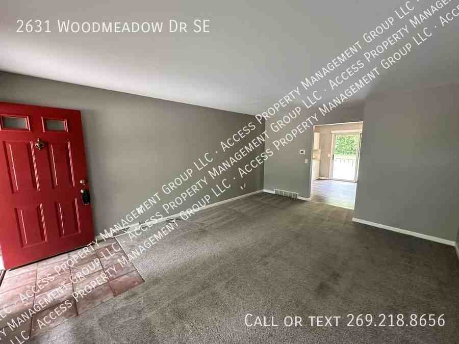 2631 Woodmeadow Dr Se - Photo 2 of 32