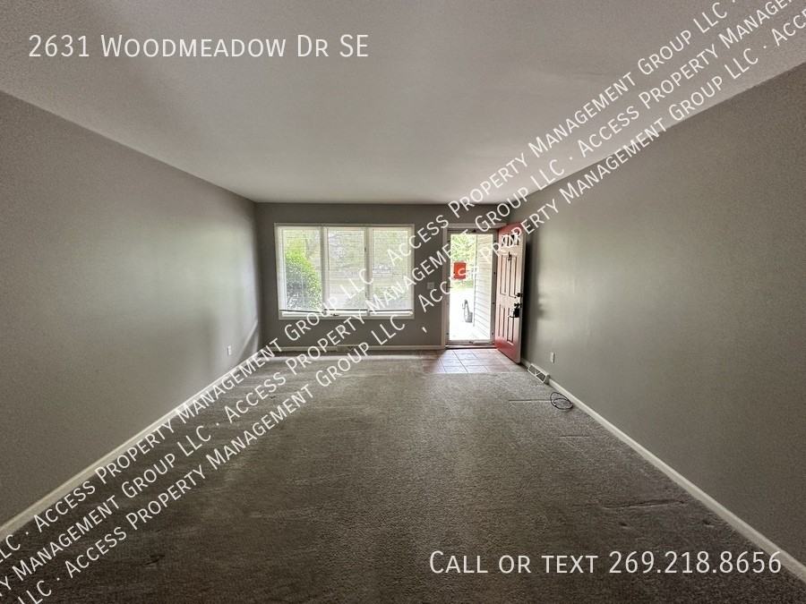 2631 Woodmeadow Dr Se - Photo 4 of 32