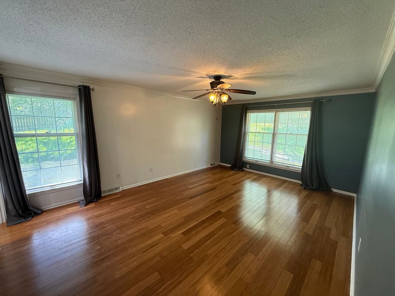 2500 Bluff Blvd - Photo 5 of 50