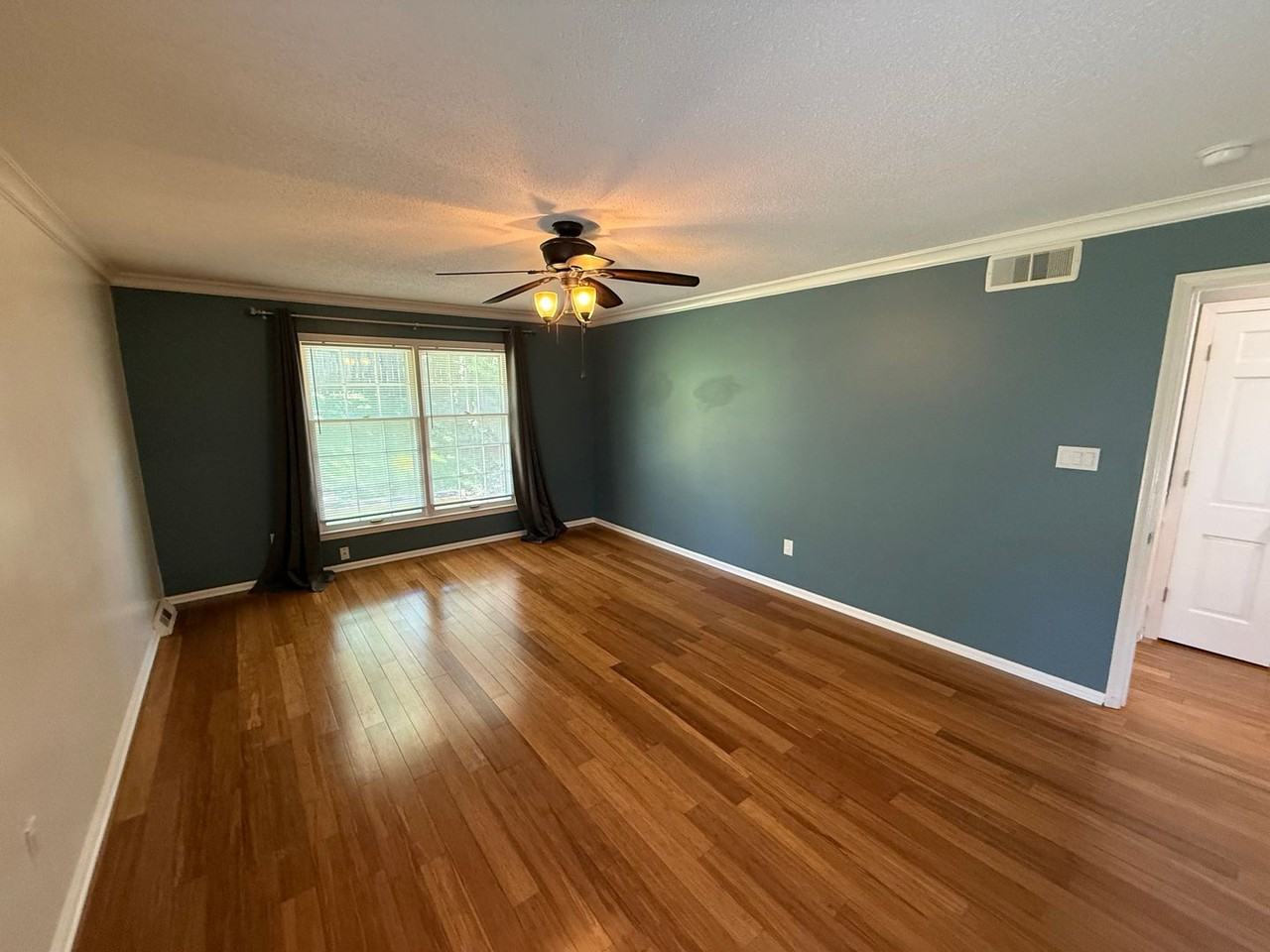 2500 Bluff Blvd - Photo 6 of 50