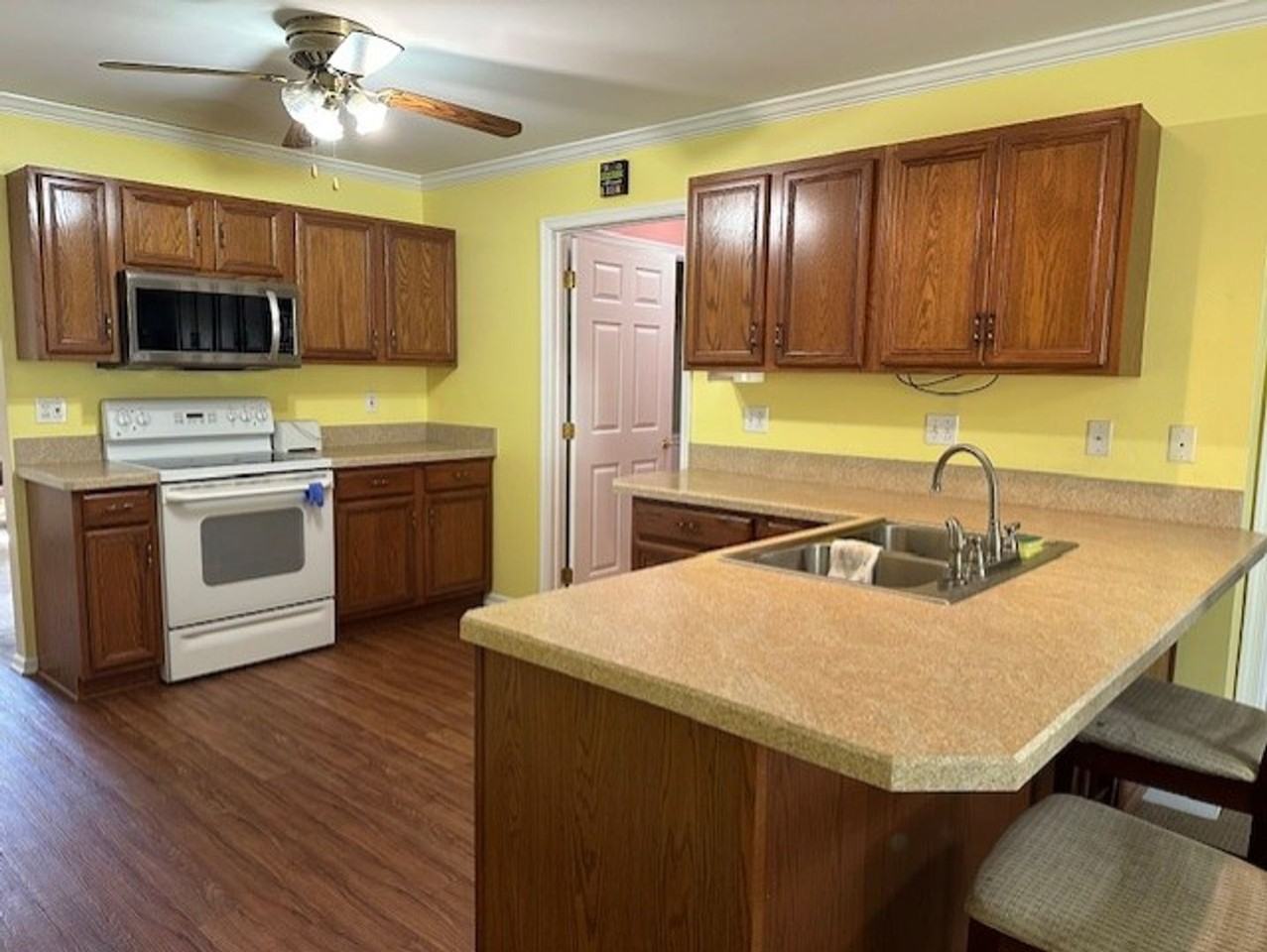 24 Mel Ron Ct - Photo 6 of 17