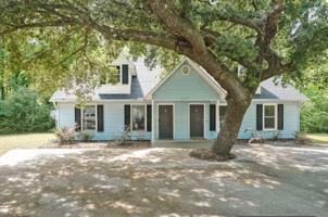 featured image of 5202 Fox Ct