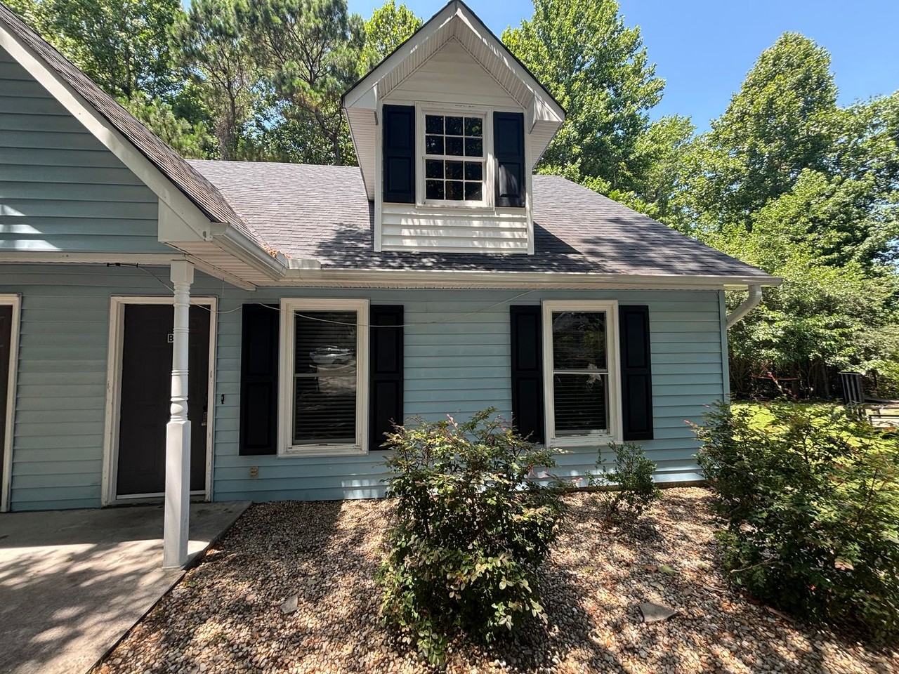 5202 Fox Ct - Photo 2 of 21