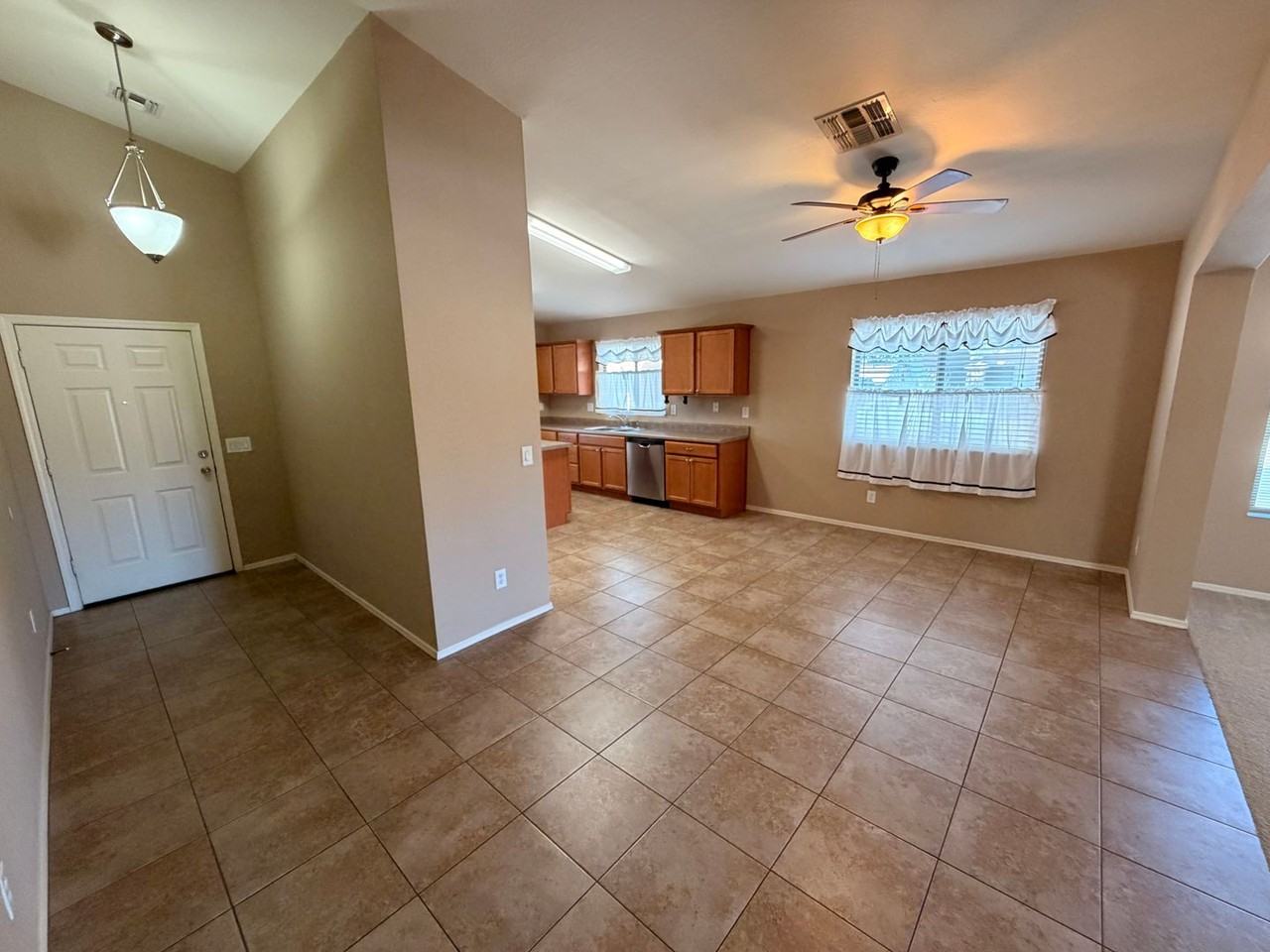 23927 W La Salle St - Photo 3 of 28
