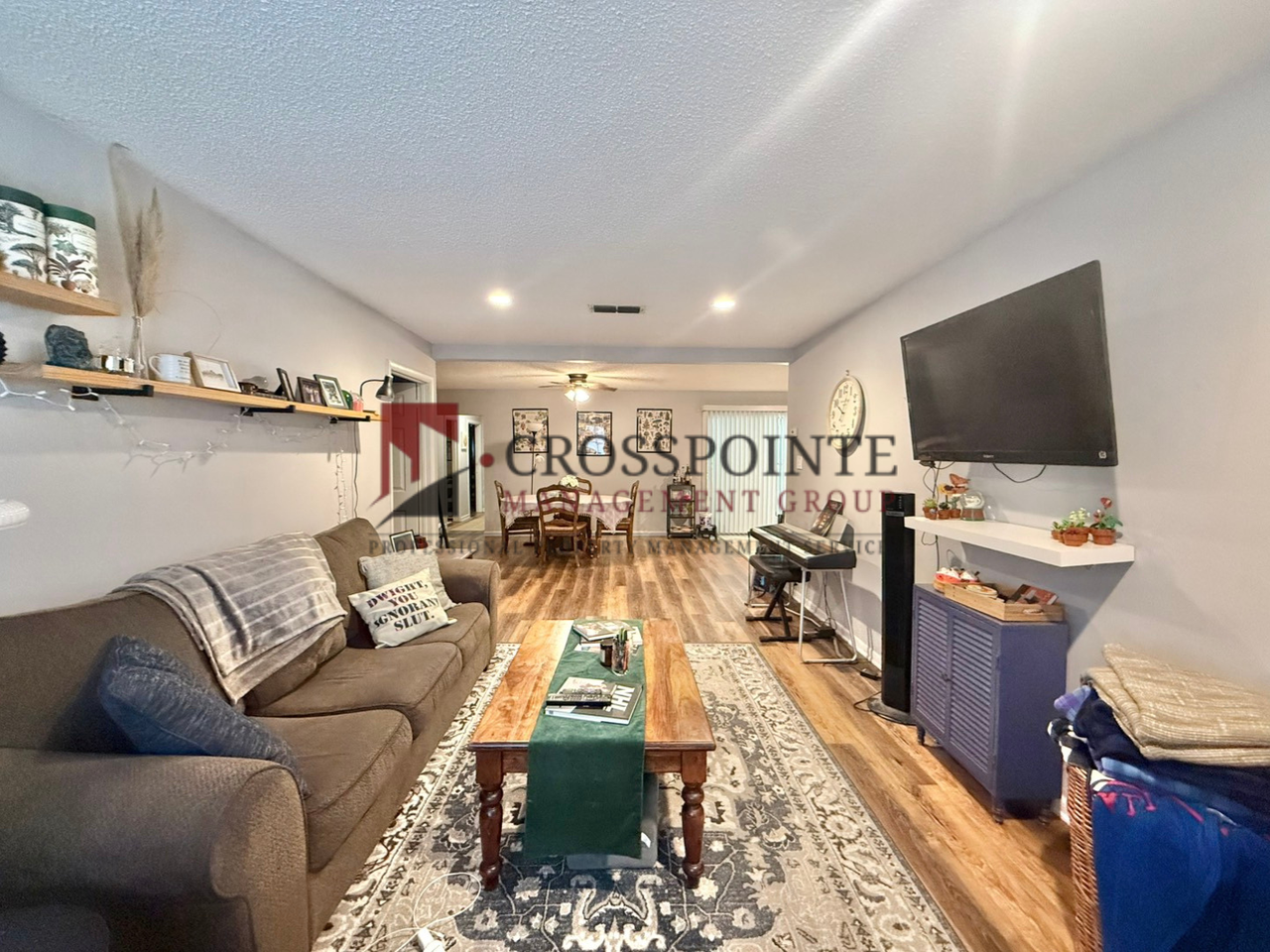 2741 Amy Ln - Photo 4 of 29