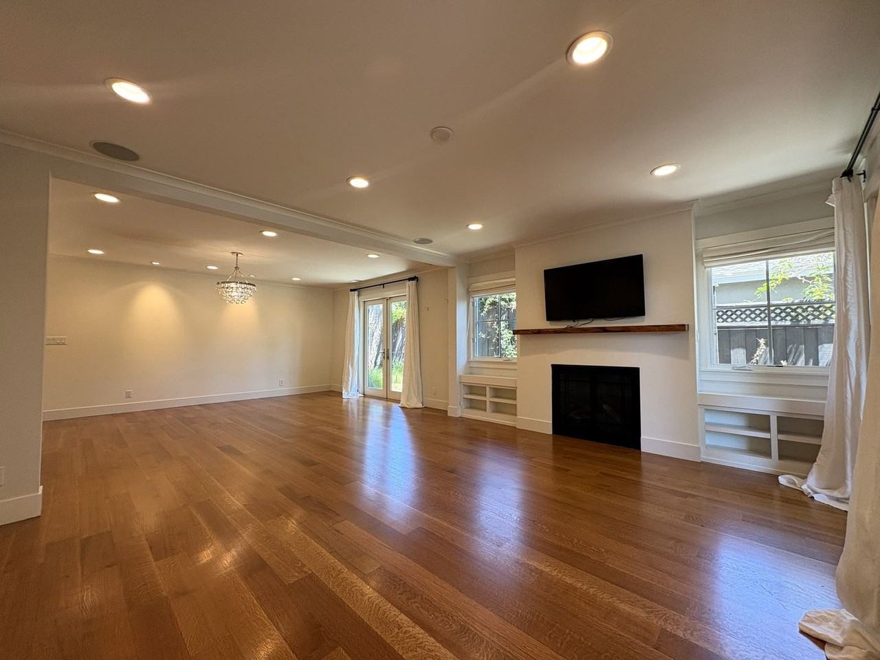2771 South Ct - Photo 7 of 44
