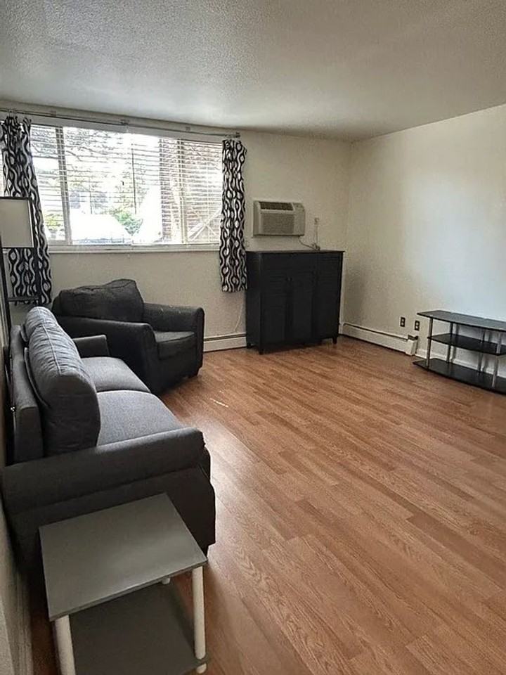 850 W Moorhead Cir #1D - Photo 3 of 12